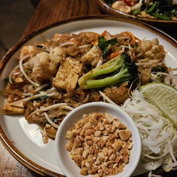Pai Northern Thai Kitchen - Pad Thai - Thai Near Me - Toronto, Ontario Pai Northern Thai Kitchen - Pad Thai - Thai Near Me - Toronto, Ontario
