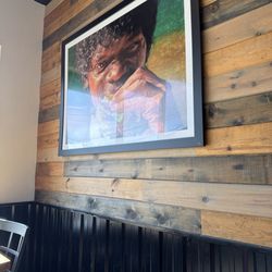 Stackburger - Photo of pic on the wall.