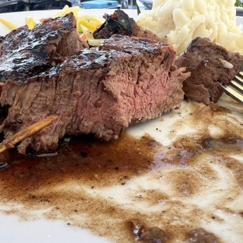 foothill - Filet Mignon ordered medium rare - New American Near Me - Pasadena, California foothill - Filet Mignon ordered medium rare - New American Near Me - Pasadena, California