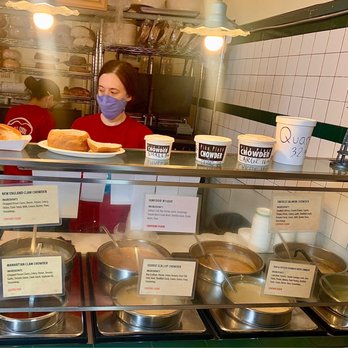 Pike Place Chowder - 7 kinds of chowders & 4 sizes to choose from (containers displayed on the counter):8oz $8.25 12oz $9.45 16oz $11.75 32oz $21.95 - Seafood Near Me - Seattle, Washington Pike Place Chowder - 7 kinds of chowders & 4 sizes to choose from (containers displayed on the counter):8oz $8.25 12oz $9.45 16oz $11.75 32oz $21.95 - Seafood Near Me - Seattle, Washington