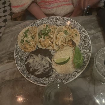 Caló Kitchen + Tequila - Chicken tacos - Cocktail Bars Near Me - Costa Mesa, California