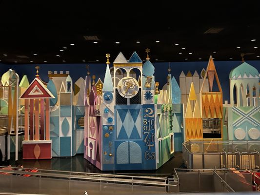 "it's a small world" by null