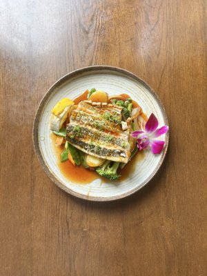 Hiromi sushi by null