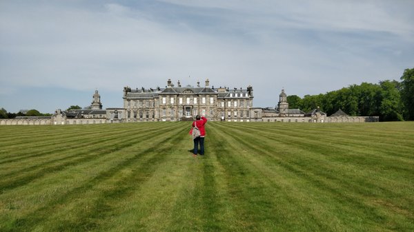 Hopetoun House by null