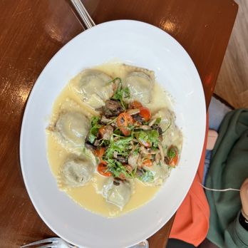 Chef Geoff's West End - Mushroom ravioli - New American Near Me - Washington, DC, District of Columbia