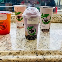 Pineapple jasmine tea, strawberry jasmine tea, strawberry milk tea, taro smoothie, taro milk tea and watermelon milk jasmine tea Pineapple jasmine tea, strawberry jasmine tea, strawberry milk tea, taro smoothie, taro milk tea and watermelon milk jasmine tea