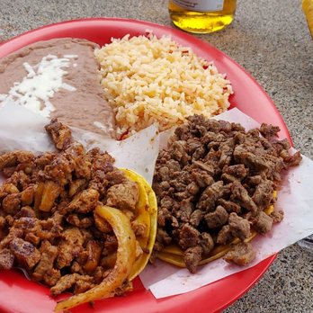 Burritos Jalisco - Street taco dinner.. loaded up because we were super nice and gave a $5 tip. - Latin American Near Me - Auburn, California Burritos Jalisco - Street taco dinner.. loaded up because we were super nice and gave a $5 tip. - Latin American Near Me - Auburn, California