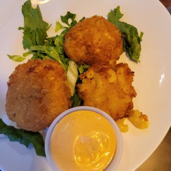 Runway Diner - Mac and Cheese Balls - Diners Near Me - South Hackensack, New Jersey Runway Diner - Mac and Cheese Balls - Diners Near Me - South Hackensack, New Jersey