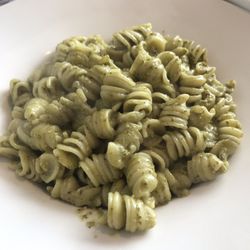 Adriano's - Pesto pasta