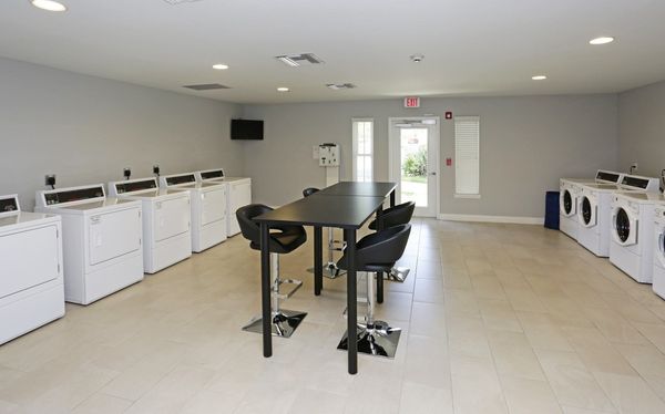 The Lexington by null