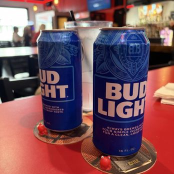 The Red Frog - Happy hour! - Burgers Near Me - Cedar Rapids, Iowa The Red Frog - Happy hour! - Burgers Near Me - Cedar Rapids, Iowa