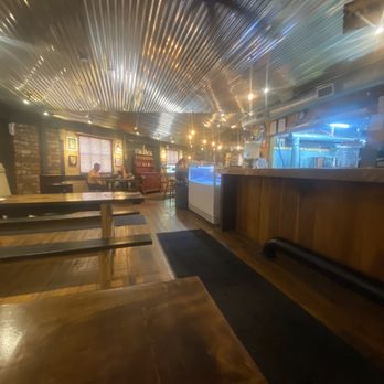 Unionville Brewing - Inside - Brewpubs Near Me - Unionville, Virginia