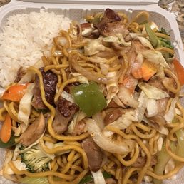 Chicken Yakisoba Noodles