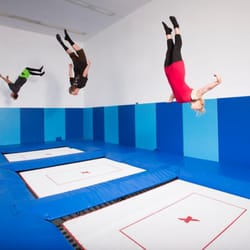 Mammoth Trampoline Club - The Chilly Bin Room