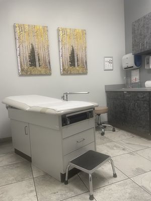 CareNow Urgent Care - Durango & Flamingo by null