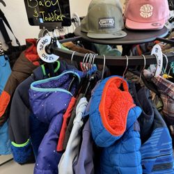 Hatcher Pass Thirft - Baby clothes (winter)