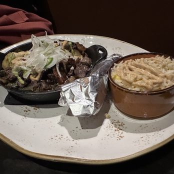 Descanso - Carne asada skillet - Mexican Near Me - Costa Mesa, California