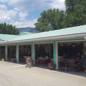 Lidder's Produce - the outside of the store - Farmers Market Near Me - Cawston, British Columbia Lidder's Produce - the outside of the store - Farmers Market Near Me - Cawston, British Columbia