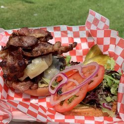 Tristan's Tasty Eatz - Meaty T
