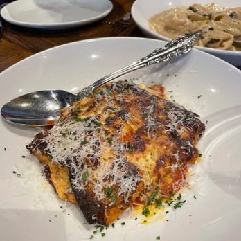 Siena Tavern - Italian Near Me - Chicago, Illinois