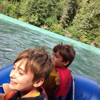 Kenai River Drifter's Lodge - Rafting/Kayaking Near Me - Cooper Landing, Alaska Kenai River Drifter's Lodge - Rafting/Kayaking Near Me - Cooper Landing, Alaska