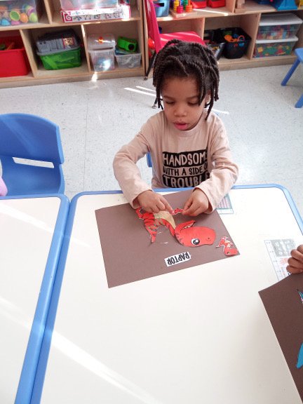 Lil' Scholars Learning Center - childcare center in Chicago, IL