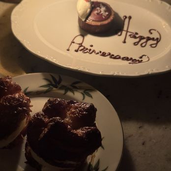 Sunny's Steakhouse - Cocktail Bars Near Me - Miami, Florida