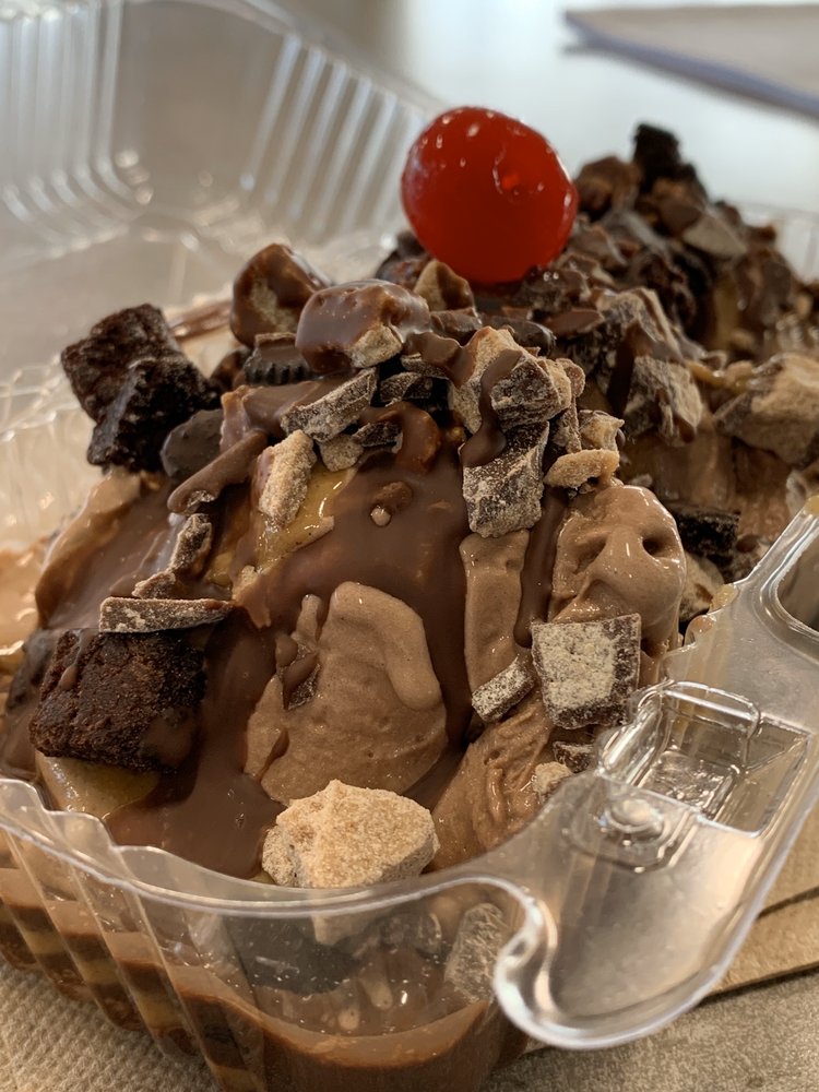 ROBERTS FROZEN CUSTARD 53 Photos & 106 Reviews N112W16040 Mequon Rd