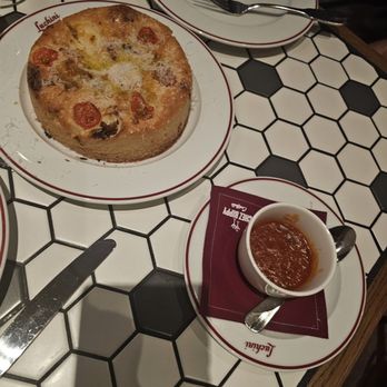 Luchini Italian Restaurant - FOCACCIA BREAD - Italian Near Me - Las Vegas, Nevada Luchini Italian Restaurant - FOCACCIA BREAD - Italian Near Me - Las Vegas, Nevada