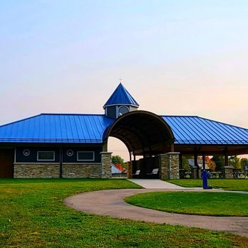 Shor Park - Really nice picnic shelter and bathrooms - Parks Near Me - Milford, Ohio