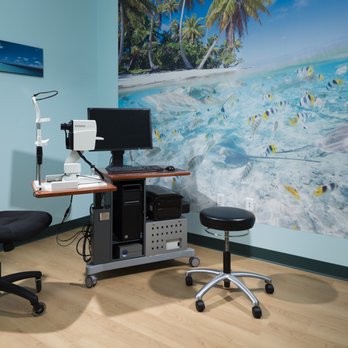 Irene Voo, MD - In-office testing includes the latest non-invasive retinal imaging technology - Retina Specialists Near Me - Las Vegas, Nevada