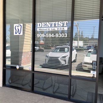 Lee Michael H, DDS - Window signage - Oral Surgeons Near Me - Rowland Heights, California