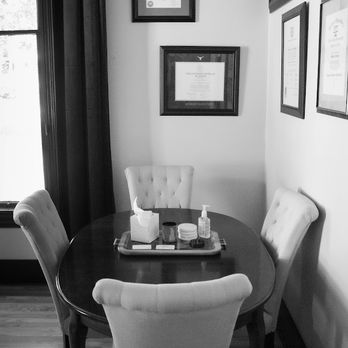 Fergus & Tomanka - Resolving complex family matters. Discuss high-asset divorce or custody concerns in our confidential Round Rock conference room. - Divorce & Family Law Near Me - Round Rock, Texas Fergus & Tomanka - Resolving complex family matters. Discuss high-asset divorce or custody concerns in our confidential Round Rock conference room. - Divorce & Family Law Near Me - Round Rock, Texas