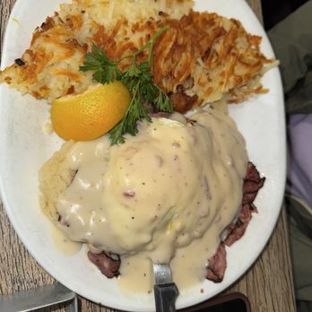 Teddy Bear Restaurant - Eggs Benedict - American Near Me - Big Bear Lake, California Teddy Bear Restaurant - Eggs Benedict - American Near Me - Big Bear Lake, California