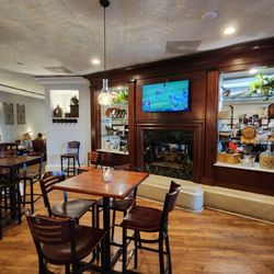 Relish Craft Kitchen & Bourbon Bar - Bar area seating