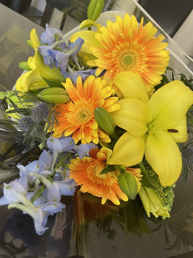 LANDMARK FLORAL SHOPPE II Updated September 2024 50 N Beverwyck Rd