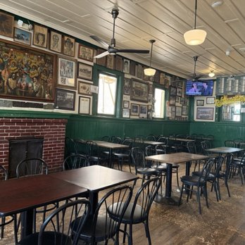 Hussong’s Cantina - Inside - Bars Near Me - Ensenada, BCN