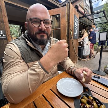Tin Plate Pizza - Warm olives!!! - Pizza Near Me - Breckenridge, Colorado