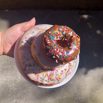 Lee's Donut - Huge donut with vanilla icing and sprinkles. Regular raise. Regular chocolate cake sprinkles. - Donuts Near Me - San Leandro, California Lee's Donut - Huge donut with vanilla icing and sprinkles. Regular raise. Regular chocolate cake sprinkles. - Donuts Near Me - San Leandro, California