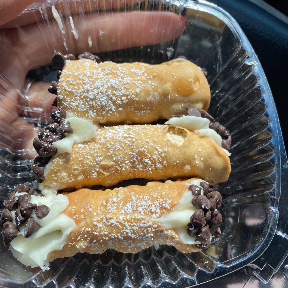 Smallcakes Utopia - Filled Cannoli's - Cupcakes Near Me - Charlotte, North Carolina Smallcakes Utopia - Filled Cannoli's - Cupcakes Near Me - Charlotte, North Carolina