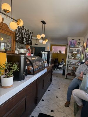 Rowhome Coffee - Pine Street by null