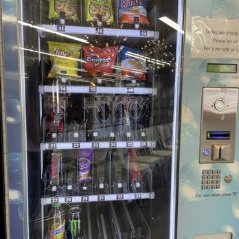 Laundry Lounge - Vending - Laundromat Near Me - Colorado Springs, Colorado