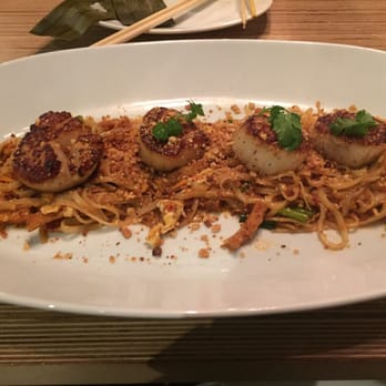 Malai Kitchen - Sea scallops on pad Thai. Big portion! - Vietnamese Near Me - Southlake, Texas Malai Kitchen - Sea scallops on pad Thai. Big portion! - Vietnamese Near Me - Southlake, Texas