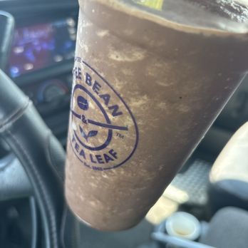 The Coffee Bean & Tea Leaf - Dark chocolate ice Cookies and Cream Ice Blended drink - Coffee & Tea Near Me - Rancho Cucamonga, California The Coffee Bean & Tea Leaf - Dark chocolate ice Cookies and Cream Ice Blended drink - Coffee & Tea Near Me - Rancho Cucamonga, California
