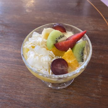 Augusto Lisboa - Fruit bowl without the granola - Cafes Near Me - Lisbon, 11 Augusto Lisboa - Fruit bowl without the granola - Cafes Near Me - Lisbon, 11
