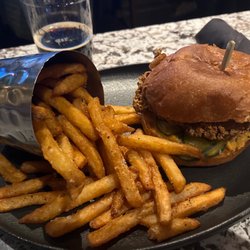 Severin Bar - Chicken sandwich