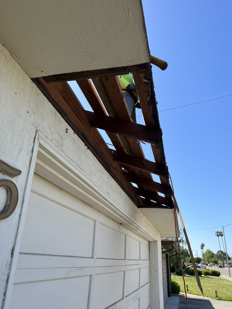 Slide of Israel Professional Roofer
