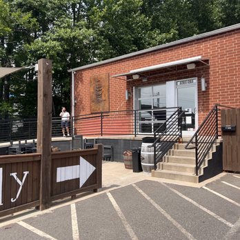 Divine Barrel Brewing - Breweries Near Me - Charlotte, North Carolina