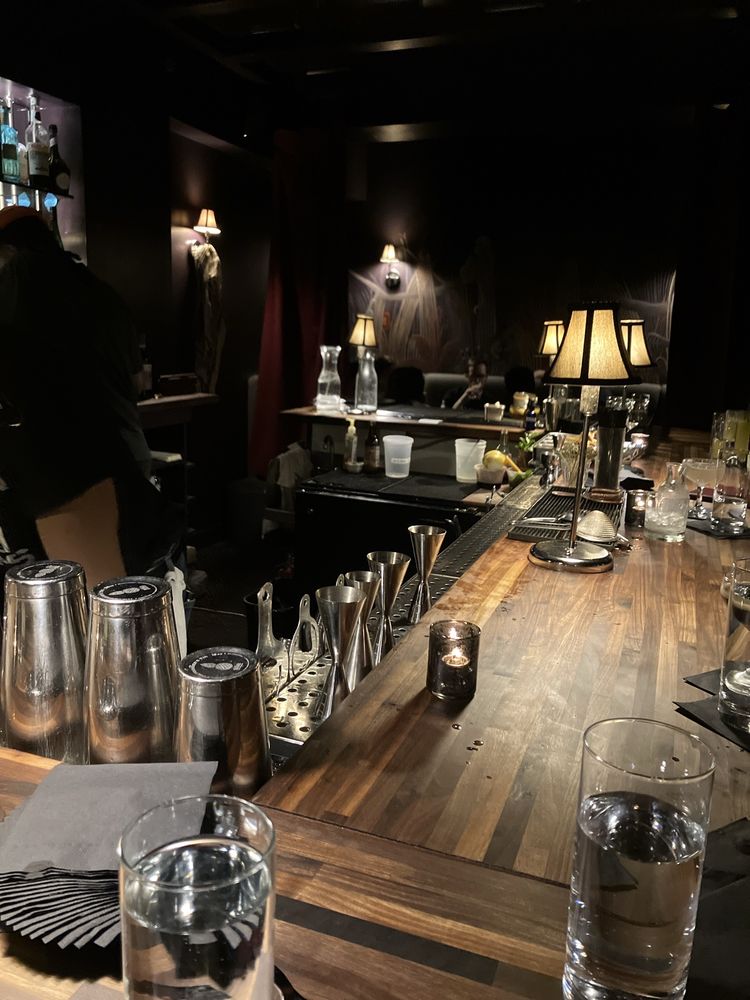 THE DEAN BAR Updated September 2024 16 Reviews 122 Fountain St