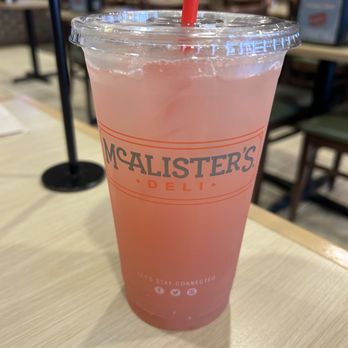 McAlister's Deli - Strawberry lemonade - Salad Near Me - Geneva, Illinois